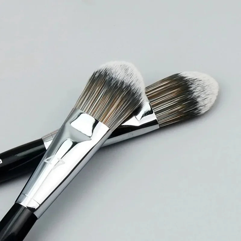 Professional Foundation Brush